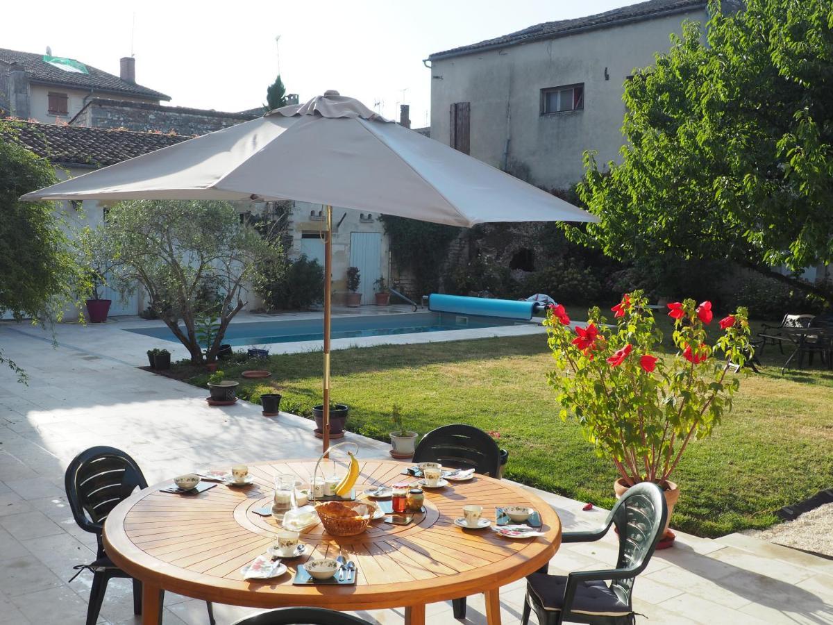 Le Cerisier Bed & Breakfast Sainte-Foy-la-Grande Ngoại thất bức ảnh